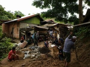 Pembangunan Fasilitas Jambanisasi atau MCK Dimulai dengan Penggalian Pondasi di Dusun Langi