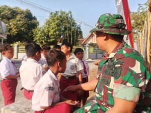 SD Negeri 02 Parangjoro Jadi Ruang Belajar Kebangsaan Bersama Satgas TMMD