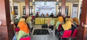 Ibu PKK Desa Parangjoro Dibekali Materi Anti Narkoba oleh Babinsa dan Polsek