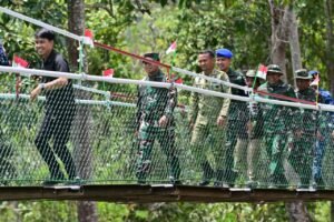 Pembangunan Jembatan di Patukku Ditinjau Langsung Danrem dan Dandim Usai Penutupan TMMD
