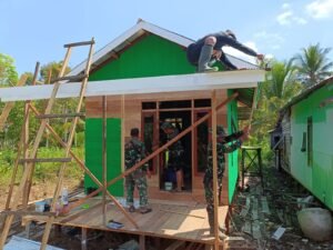 Pemasangan Atap Teras di Tamban Bangun Capai 95 Persen, RTLH Terus Dikebut