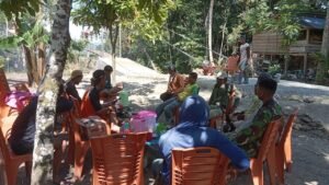 Komunikasi Sosial Satgas TMMD Ke-129 di Sibulue Hasilkan Kesepakatan Jaga Pembangunan